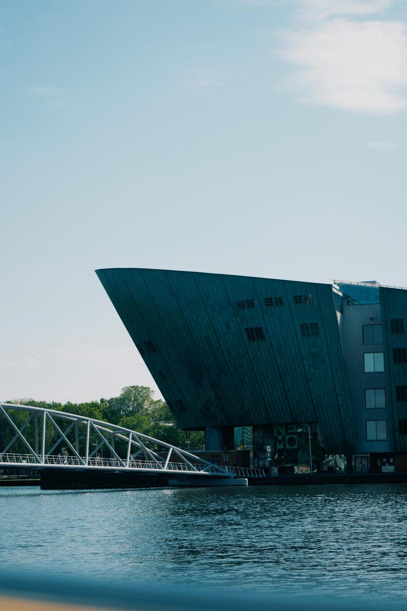 De Jonker Urban Studios & Suites Amsterdam Bagian luar foto